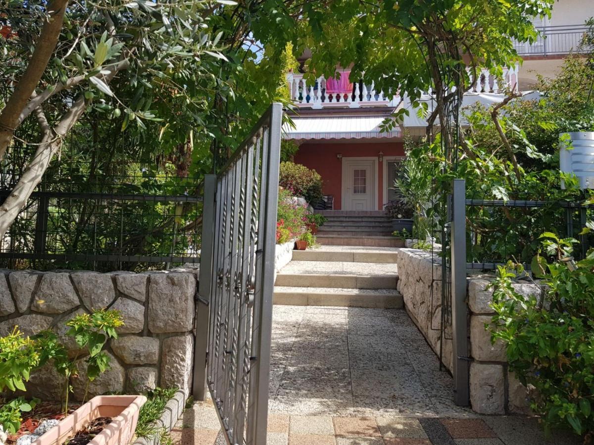 Apartment Jelena Crikvenica Exteriör bild